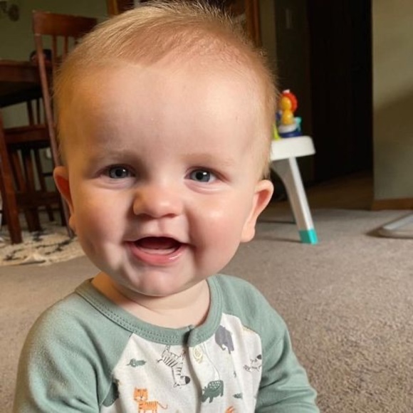 Meet your Posher, Bobbie - Picture 1 of 1